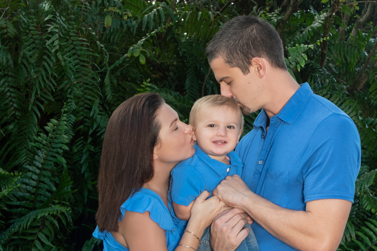 Custom photo sessions. Call us today at 561-307-9875.